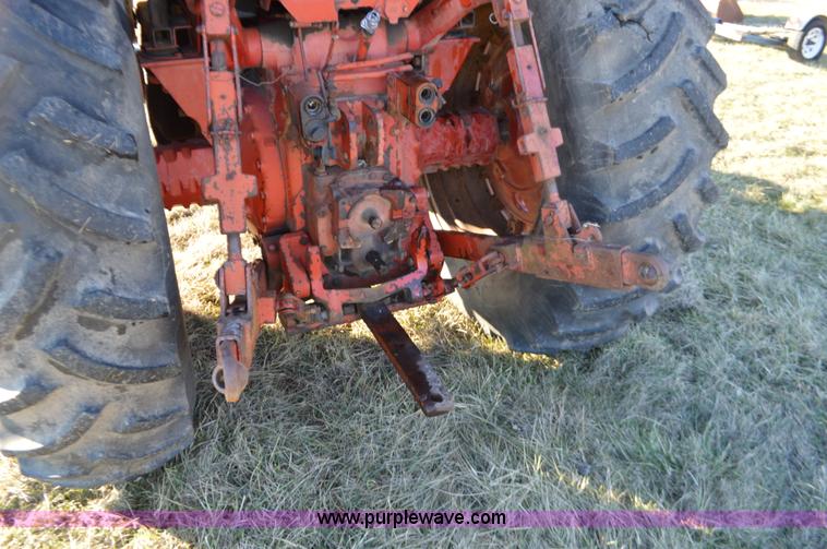 image for item K5469 International 1486 tractor