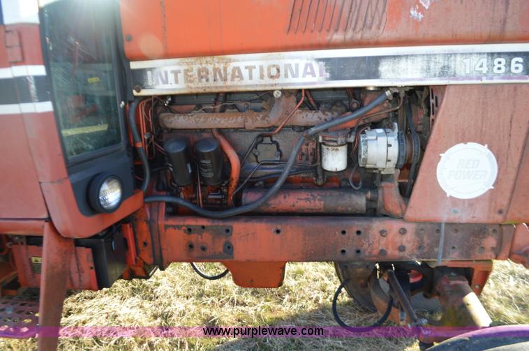 image for item K5469 International 1486 tractor