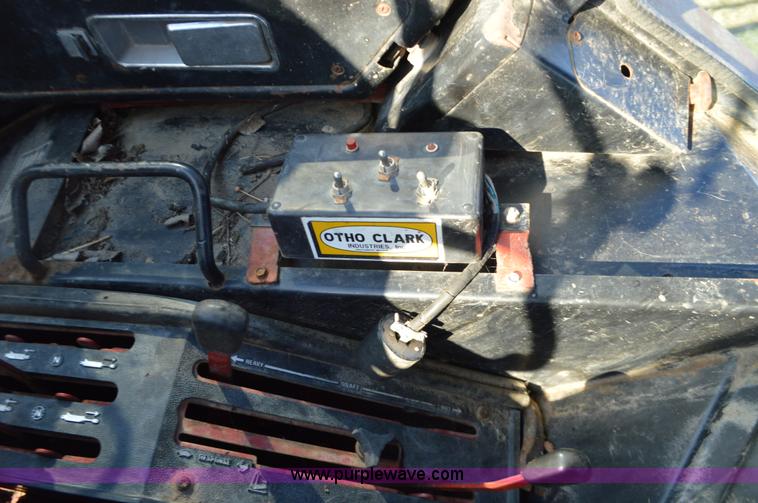 image for item K5469 International 1486 tractor