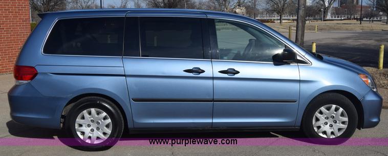 image for item L1117 2010 Honda Odyssey LX van