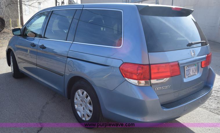 image for item L1117 2010 Honda Odyssey LX van