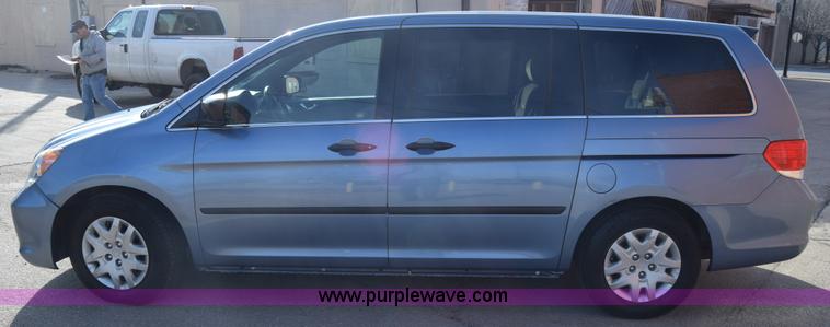 image for item L1117 2010 Honda Odyssey LX van
