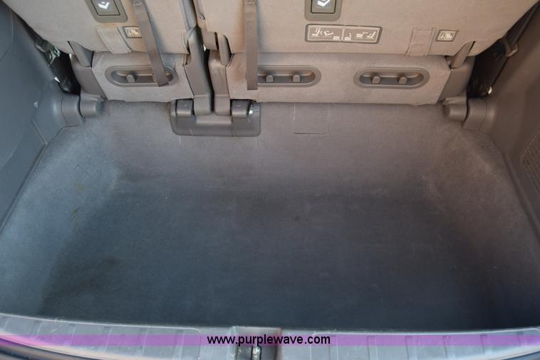image for item L1117 2010 Honda Odyssey LX van