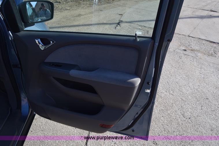 image for item L1117 2010 Honda Odyssey LX van