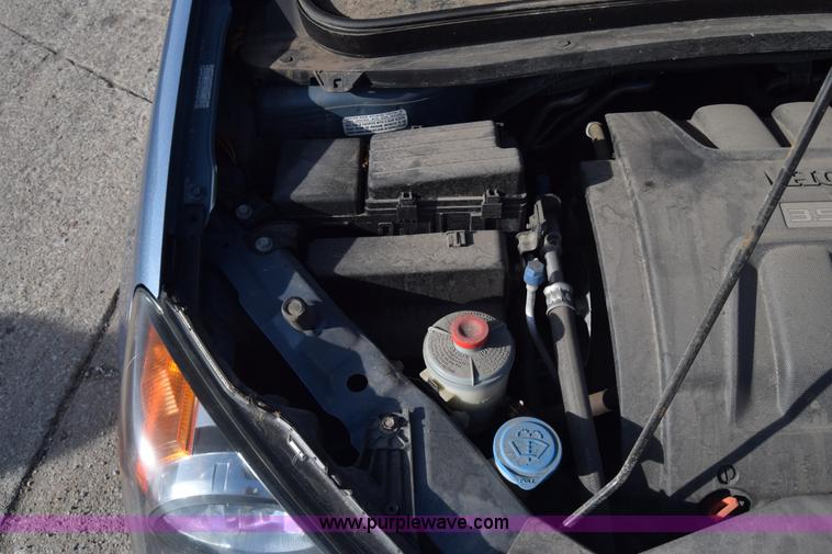 image for item L1117 2010 Honda Odyssey LX van