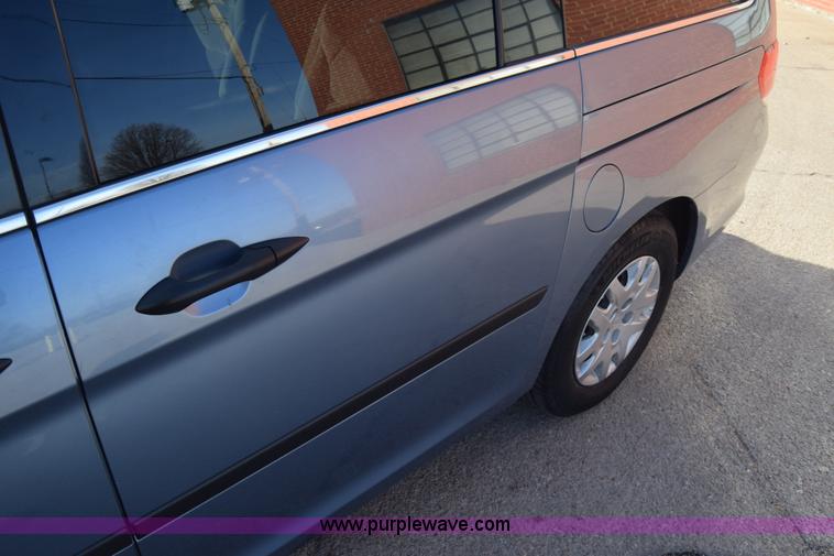 image for item L1117 2010 Honda Odyssey LX van