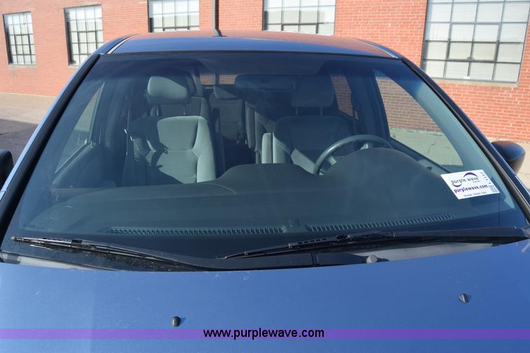 image for item L1117 2010 Honda Odyssey LX van