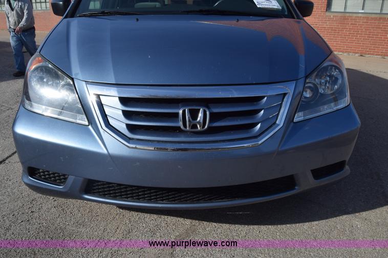 image for item L1117 2010 Honda Odyssey LX van