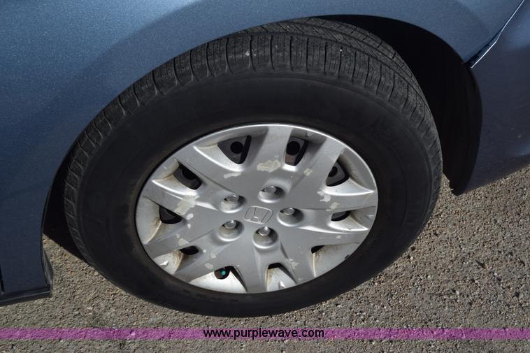 image for item L1117 2010 Honda Odyssey LX van