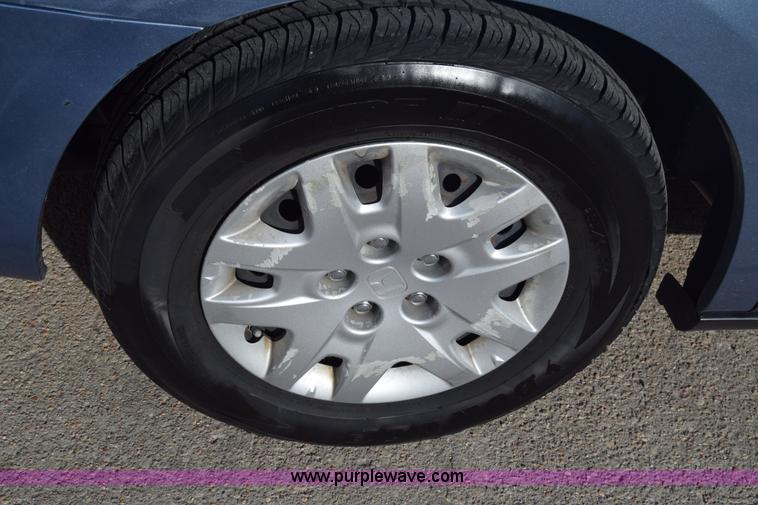 image for item L1117 2010 Honda Odyssey LX van