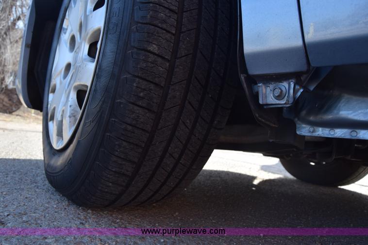 image for item L1117 2010 Honda Odyssey LX van