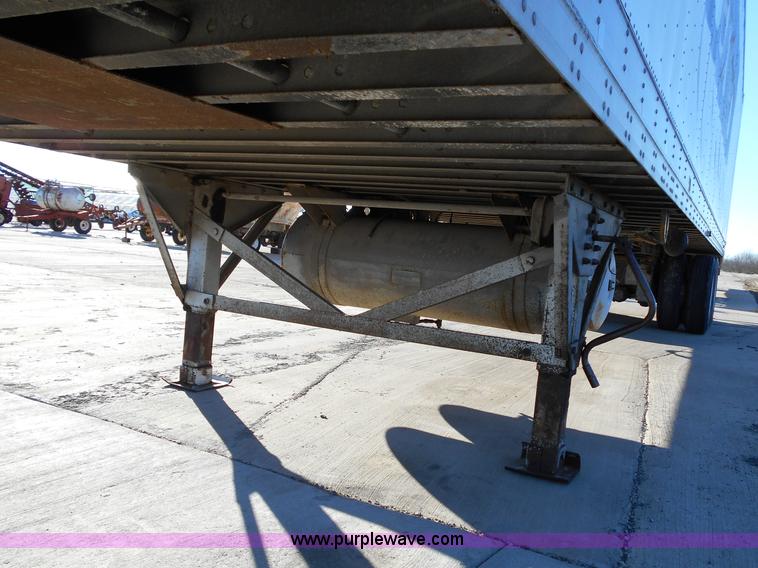 image for item L1124 1990 Great Dane 7211TZ1A refrigerated trailer