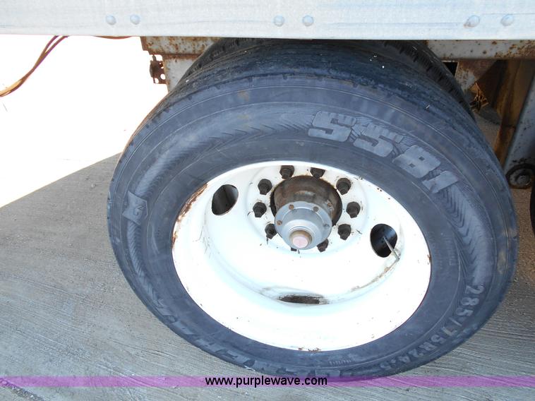 image for item L1124 1990 Great Dane 7211TZ1A refrigerated trailer