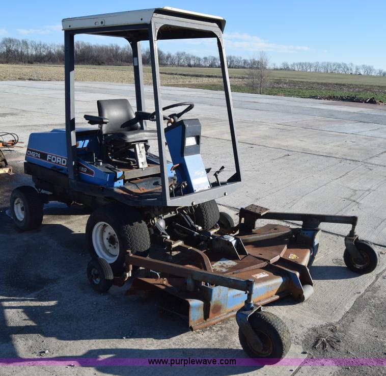 image for item L1175 Ford CM274 mower