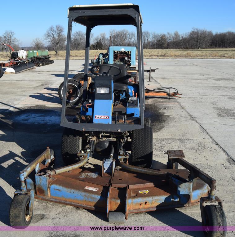 image for item L1175 Ford CM274 mower