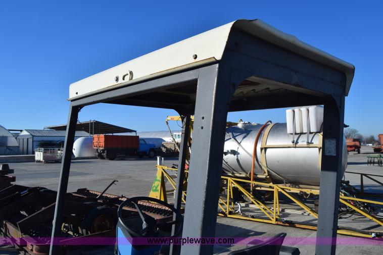 image for item L1175 Ford CM274 mower