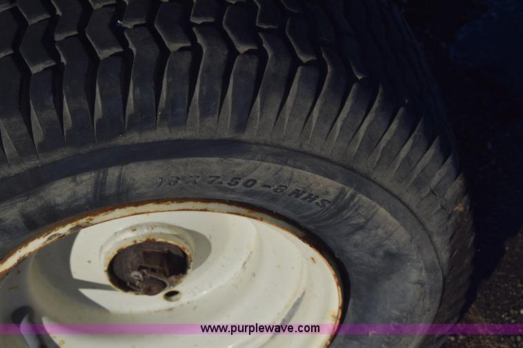 image for item L1175 Ford CM274 mower