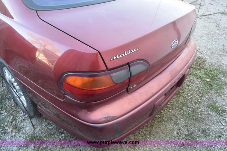 image for item L1178 2002 Chevrolet Malibu