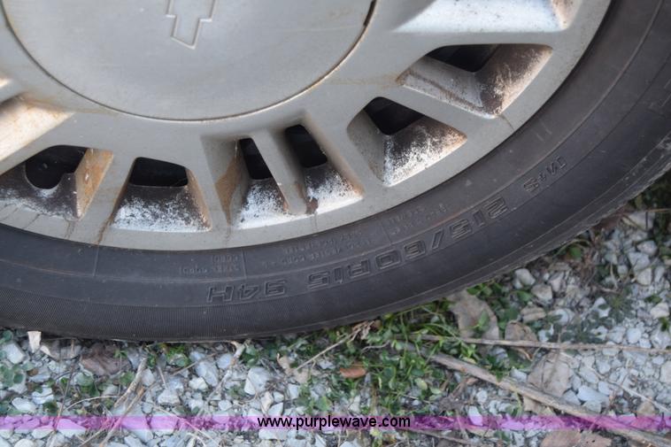 image for item L1178 2002 Chevrolet Malibu