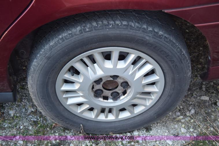 image for item L1178 2002 Chevrolet Malibu