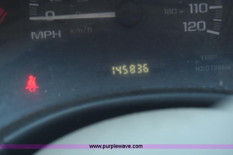 image for item L1178 2002 Chevrolet Malibu