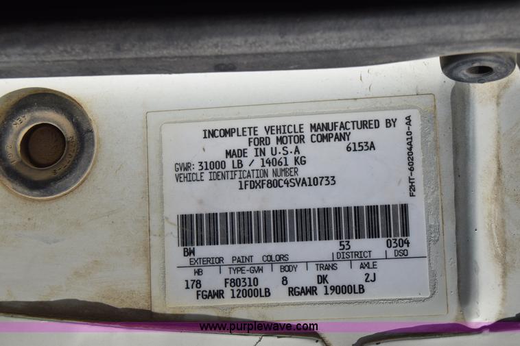 image for item L1195 1995 Ford F800 service truck