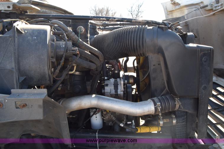 image for item L1195 1995 Ford F800 service truck