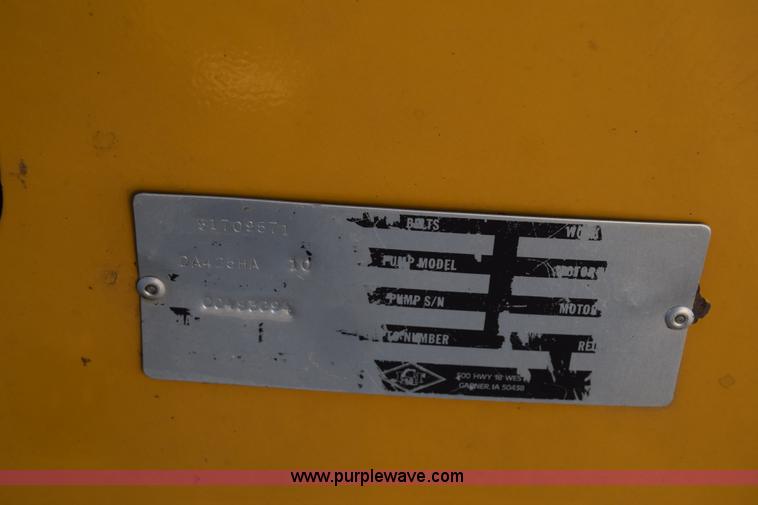 image for item L1195 1995 Ford F800 service truck