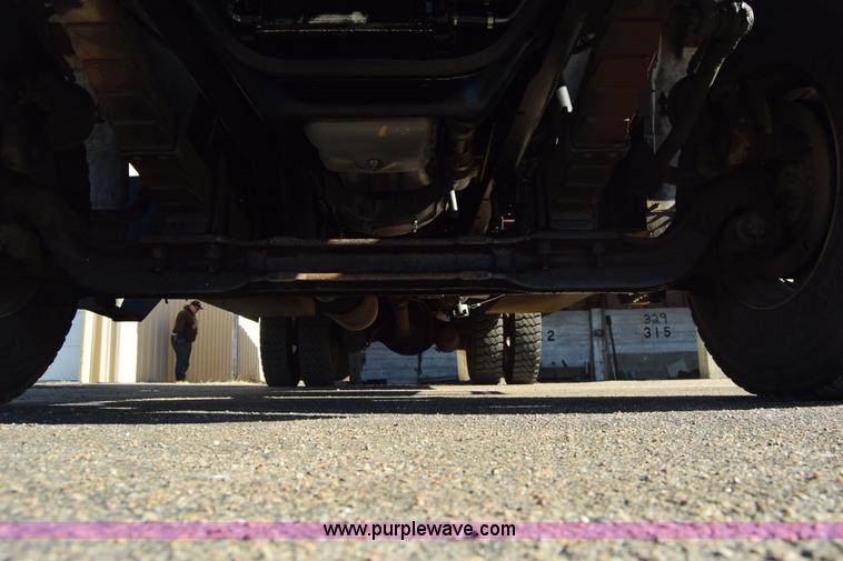 image for item L1195 1995 Ford F800 service truck