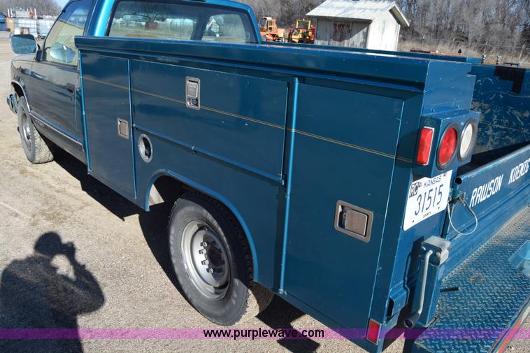 image for item L1196 1994 Chevrolet 2500 utility truck