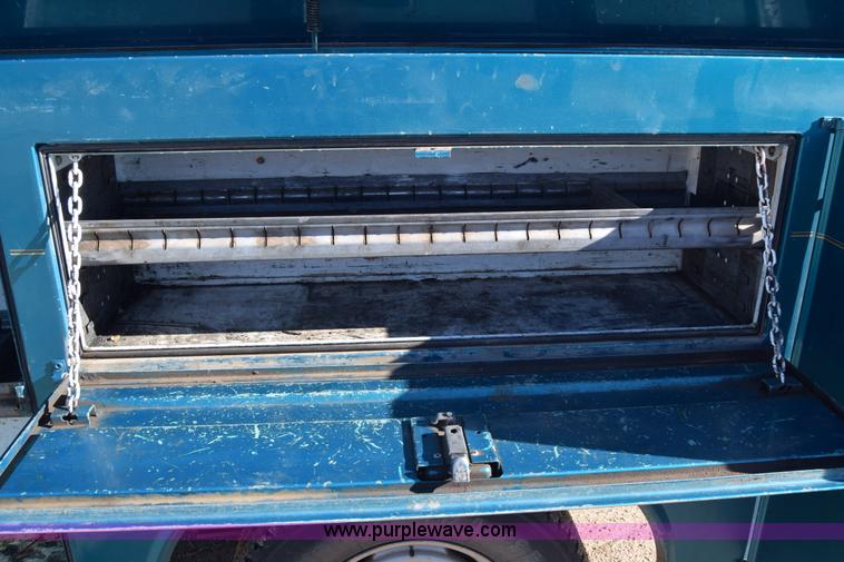 image for item L1196 1994 Chevrolet 2500 utility truck