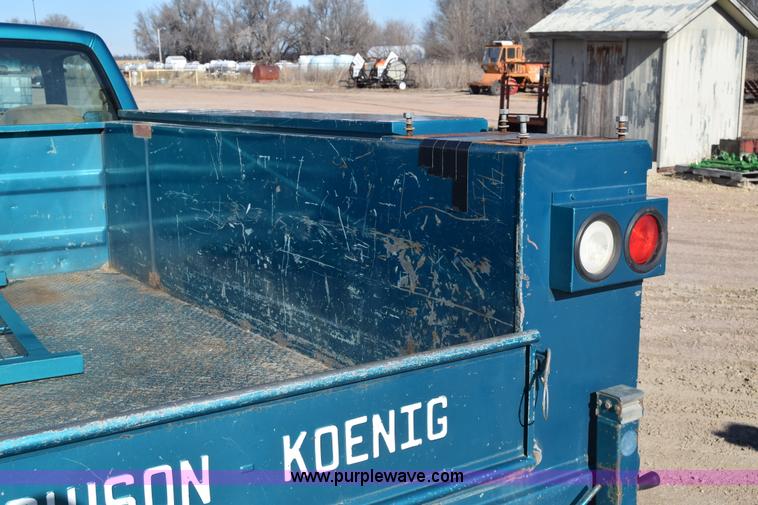 image for item L1196 1994 Chevrolet 2500 utility truck