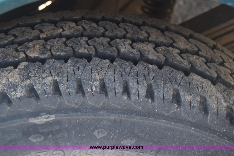 image for item L1196 1994 Chevrolet 2500 utility truck