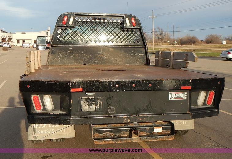 image for item L3614 2008 Ford F450 Super Duty XL flatbed truck