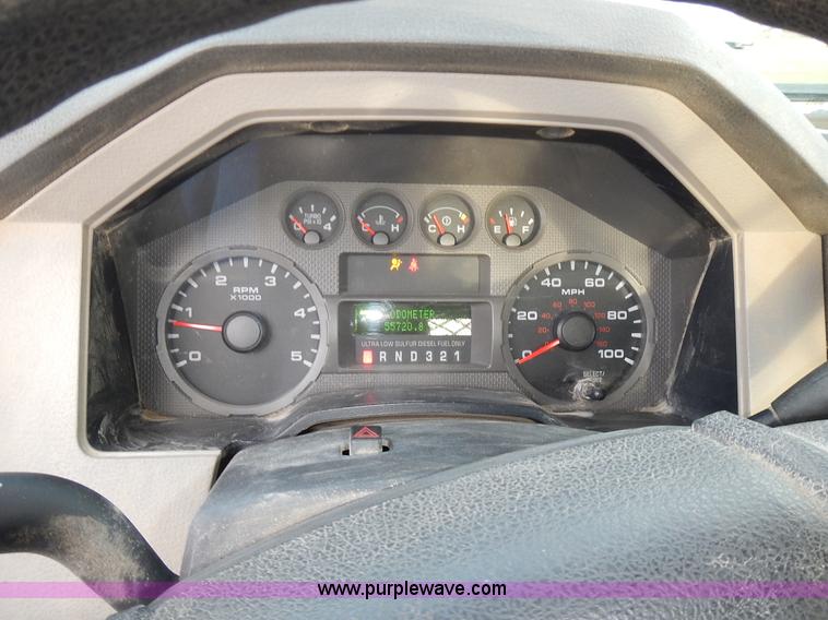 image for item L3614 2008 Ford F450 Super Duty XL flatbed truck