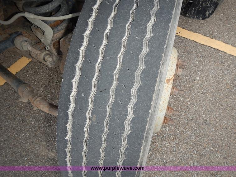 image for item L3614 2008 Ford F450 Super Duty XL flatbed truck