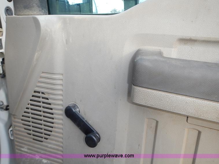 image for item L3614 2008 Ford F450 Super Duty XL flatbed truck