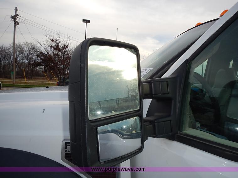 image for item L3614 2008 Ford F450 Super Duty XL flatbed truck