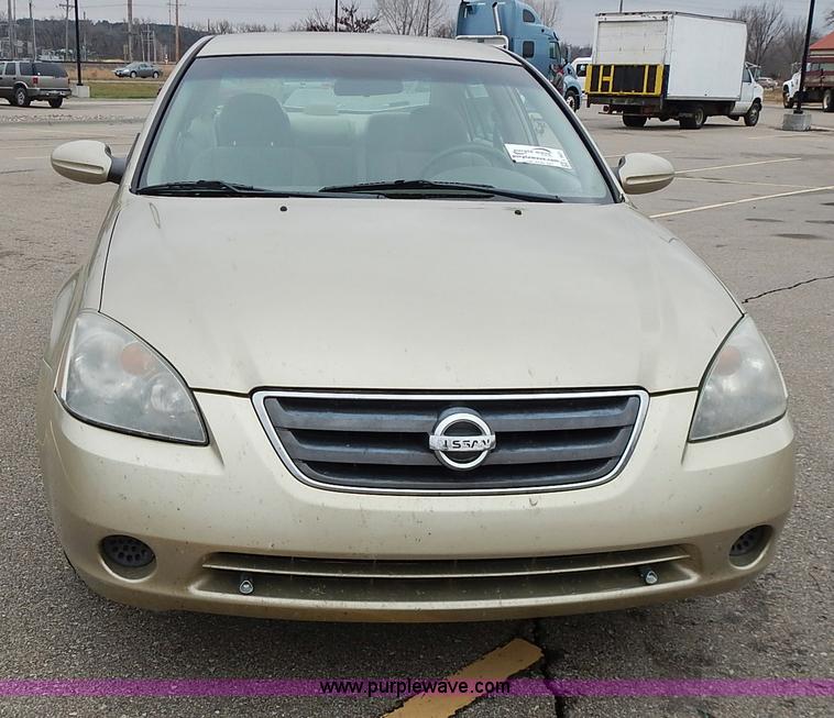 image for item L3621 2002 Nissan Altima 2.5 S