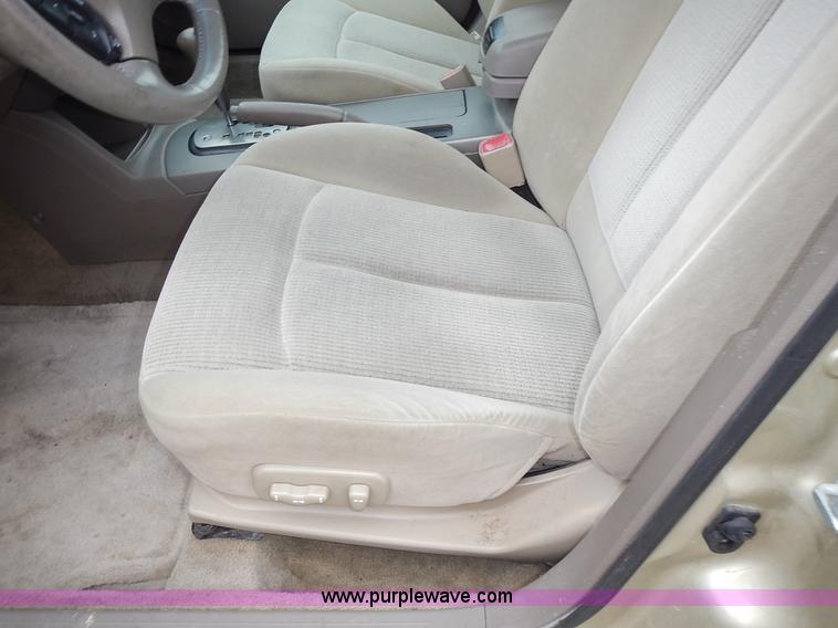 image for item L3621 2002 Nissan Altima 2.5 S