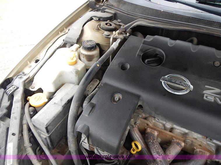image for item L3621 2002 Nissan Altima 2.5 S