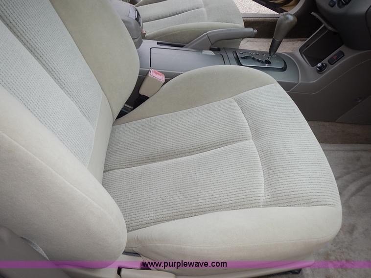 image for item L3621 2002 Nissan Altima 2.5 S