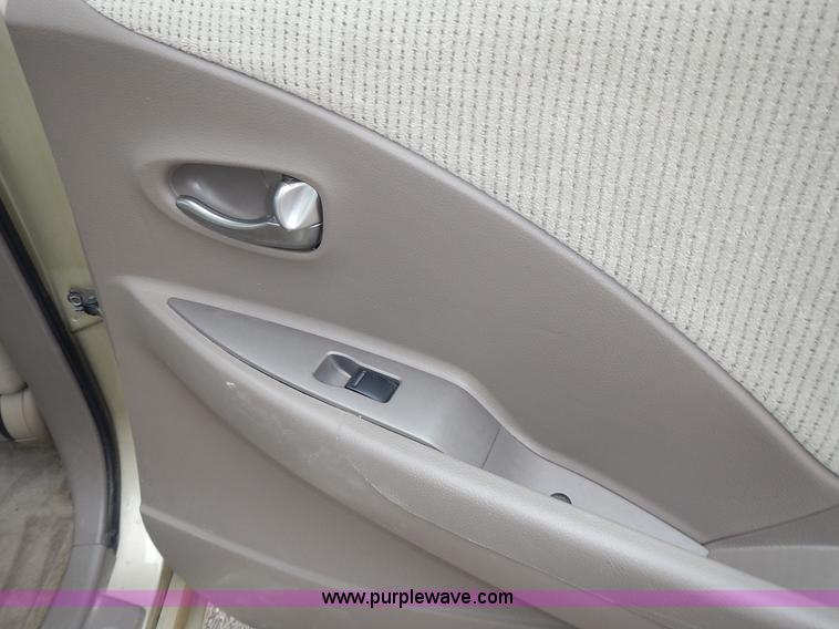 image for item L3621 2002 Nissan Altima 2.5 S