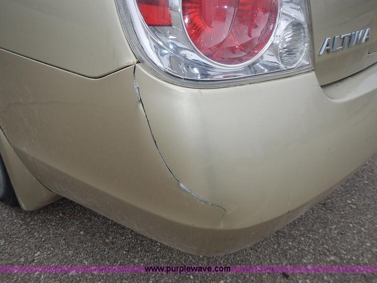 image for item L3621 2002 Nissan Altima 2.5 S