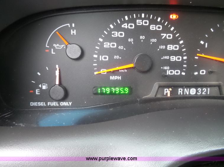 image for item L3659 2003 Ford F250 XLT Super Duty Crew Cab pickup truck