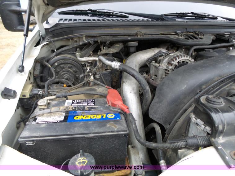 image for item L3659 2003 Ford F250 XLT Super Duty Crew Cab pickup truck