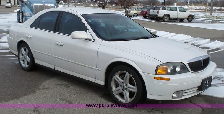 image for item L3662 2001 Lincoln LS