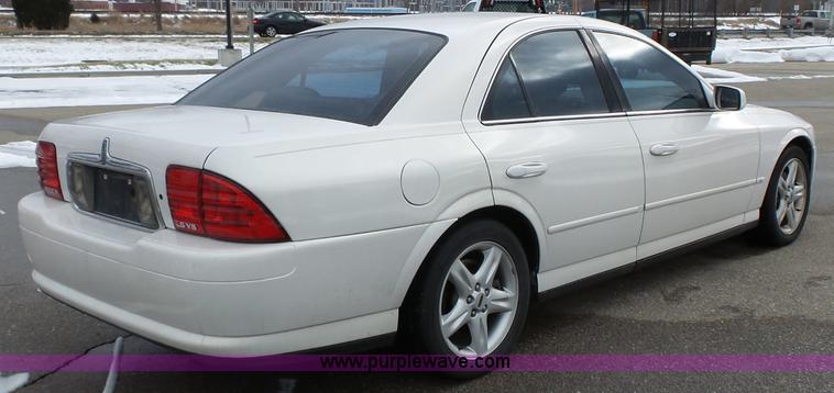 image for item L3662 2001 Lincoln LS