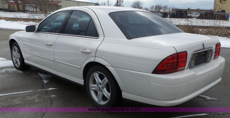 image for item L3662 2001 Lincoln LS