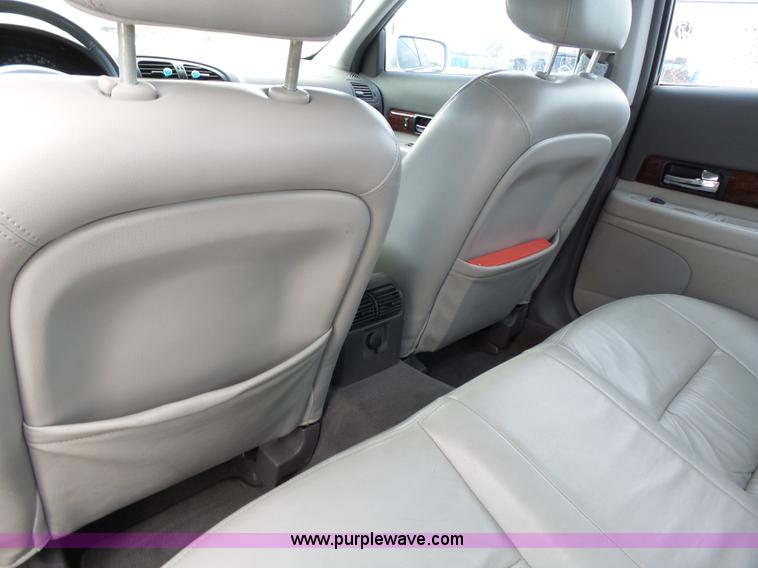 image for item L3662 2001 Lincoln LS